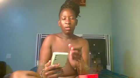 VIVIAN online show from 12/16/25, 05:45