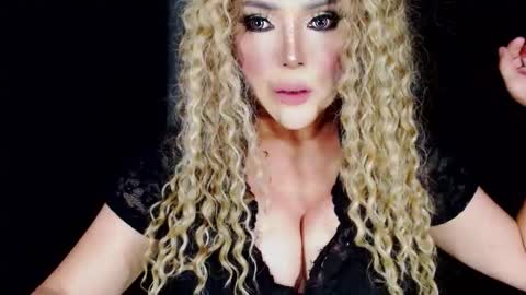 Snapshot of sexywebcamdoll chatting on 09/09/25, 09:25 Audrey Maristela online show from 09/09/25, 09:25