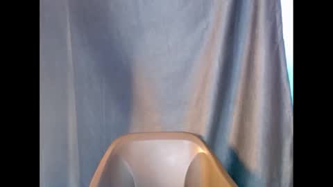 Snapshot of sexyxbunnyxx chatting on 03/07/25, 10:13 Blue online show from 03/07/25, 10:13