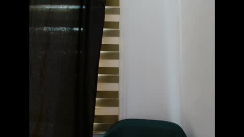 Snapshot of sexyxbunnyxx chatting on 11/13/25, 09:08 Blue online show from 11/13/25, 09:08