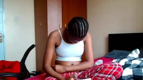 Snapshot of sexyy_janey chatting on 07/09/26, 09:35 Janey online show from 07/09/26, 09:35