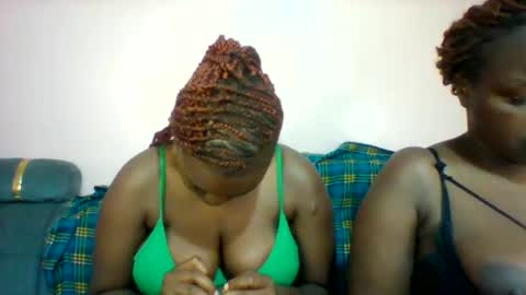 Snapshot of sexyy_nicky chatting on 12/15/25, 05:50 sexyy_nicky online show from 12/15/25, 05:50