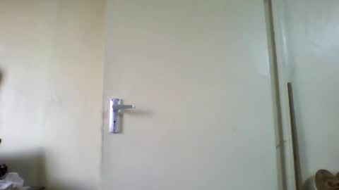 Snapshot of sexyy_tiny chatting on 04/04/26, 03:09 Mel online show from 04/04/26, 03:09