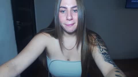 Snapshot of sexyyuliia777 chatting on 09/10/25, 08:25 Yuliia online show from 09/10/25, 08:25