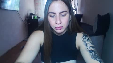 Snapshot of sexyyuliia777 chatting on 09/17/25, 09:00 Yuliia online show from 09/17/25, 09:00