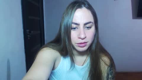 Snapshot of sexyyuliia777 chatting on 10/19/25, 08:04 Yuliia online show from 10/19/25, 08:04