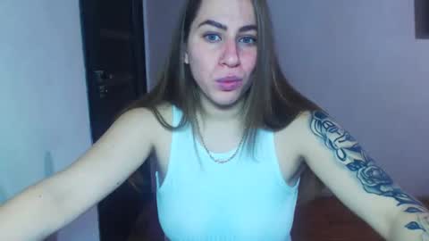 Snapshot of sexyyuliia777 chatting on 10/24/25, 07:49 Yuliia online show from 10/24/25, 07:49