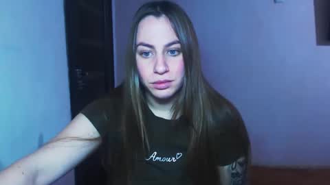 Snapshot of sexyyuliia777 chatting on 12/18/25, 02:34 Yuliia online show from 12/18/25, 02:34