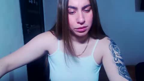 Snapshot of sexyyuliia777 chatting on 05/17/26, 06:44 Yuliia online show from 05/17/26, 06:44