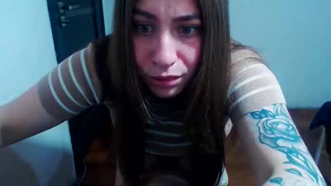 Snapshot of sexyyuliia777 chatting on 05/27/26, 06:10 Yuliia online show from 05/27/26, 06:10
