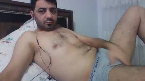 Snapshot of sexyyy_mannn chatting on 12/21/24, 03:31 sexyyy_mannn online show from 12/21/24, 03:31