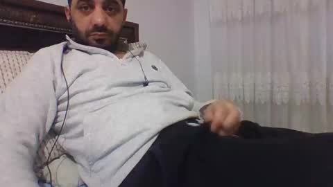 Snapshot of sexyyy_mannn chatting on 01/15/25, 02:24 sexyyy_mannn online show from 01/15/25, 02:24