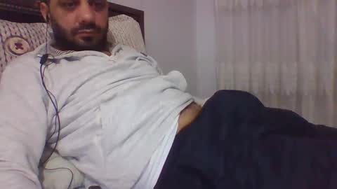 Snapshot of sexyyy_mannn chatting on 01/17/25, 07:27 sexyyy_mannn online show from 01/17/25, 07:27