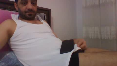 Snapshot of sexyyy_mannn chatting on 01/29/25, 01:49 sexyyy_mannn online show from 01/29/25, 01:49