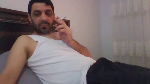 Snapshot of sexyyy_mannn chatting on 02/01/25, 12:58 sexyyy_mannn online show from 02/01/25, 12:58