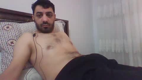 Snapshot of sexyyy_mannn chatting on 02/16/25, 12:54 sexyyy_mannn online show from 02/16/25, 12:54