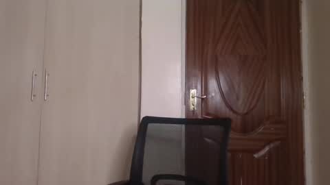 Snapshot of sexyyypetite chatting on 11/08/25, 07:45 SEXYPETITE online show from 11/08/25, 07:45