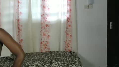 sexyzuriel online show from 05/25/26, 12:33