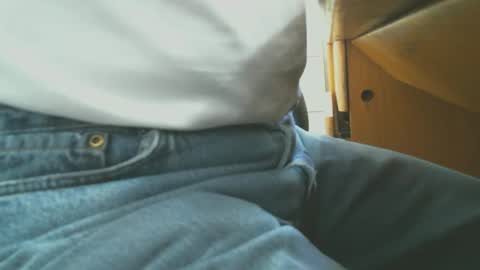 Bruce online show from 09/17/25, 05:36