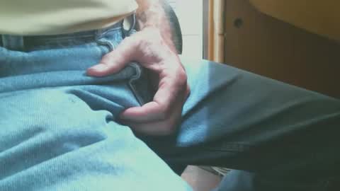 Bruce online show from 05/21/26, 09:00