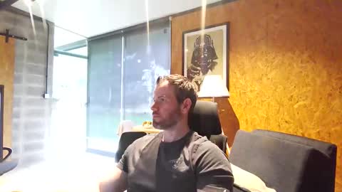 shad0w_hunter online show from 04/16/26, 01:45