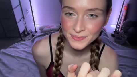 shadebabe online show from 11/28/25, 08:50