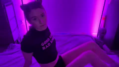 shadebabe online show from 02/01/26, 05:50