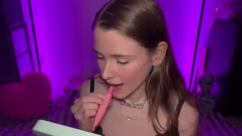 shadebabe online show from 06/18/26, 05:19