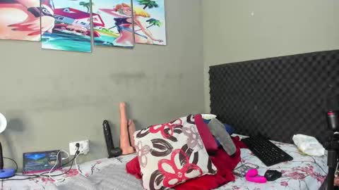 Snapshot of shadia_squirt chatting on 11/20/25, 11:54 shadia online show from 11/20/25, 11:54