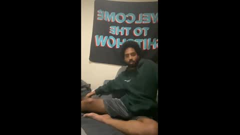 Snapshot of shadow_ps7 chatting on 10/12/25, 11:15 Shadow online show from 10/12/25, 11:15