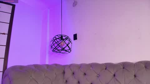Snapshot of shadowlune chatting on 05/24/26, 08:14 shadowlune online show from 05/24/26, 08:14