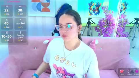 Snapshot of shady_bug chatting on 05/17/26, 12:23 Shady online show from 05/17/26, 12:23