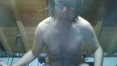 Snapshot of shairy702 chatting on 01/26/25, 04:09 shairy702 online show from 01/26/25, 04:09