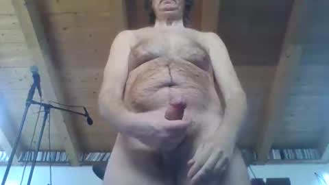 Snapshot of shairy702 chatting on 03/08/25, 10:11 shairy702 online show from 03/08/25, 10:11