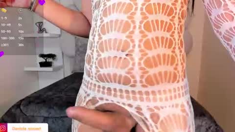 Snapshot of shairytovar chatting on 06/16/26, 06:38 shairytovar online show from 06/16/26, 06:38