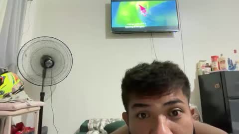 shake_raytow34 online show from 05/03/26, 04:57