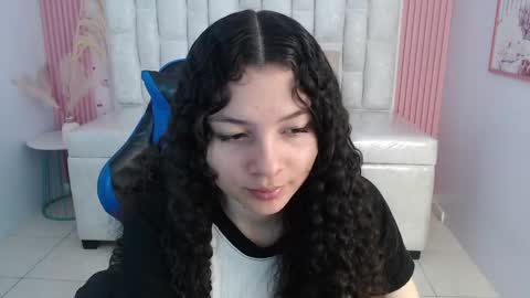 Shalon  online show from 10/25/25, 01:29