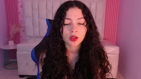 Snapshot of shalon_diaz_sub chatting on 02/19/26, 01:18 Shalon online show from 02/19/26, 01:18