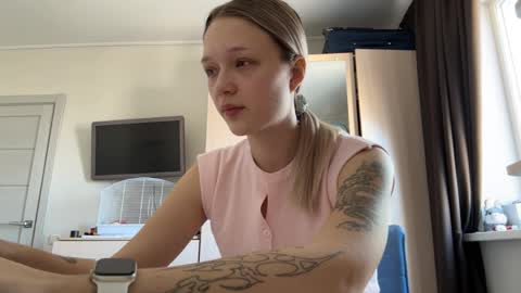 Christie online show from 03/30/26, 06:36