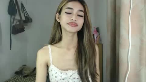 bini aiah online show from 10/14/25, 03:29