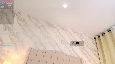 Snapshot of shanell__hott chatting on 10/27/25, 04:16 shanell online show from 10/27/25, 04:16