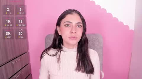 Snapshot of shanell_c chatting on 12/19/25, 02:40 Emily online show from 12/19/25, 02:40