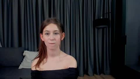 me name is Mia online show from 12/16/25, 05:29