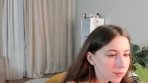 me name is Mia online show from 03/05/26, 07:10