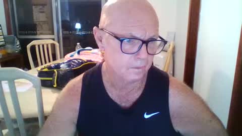 Snapshot of shaneo781570 chatting on 04/01/26, 10:49 shaneo781570 online show from 04/01/26, 10:49