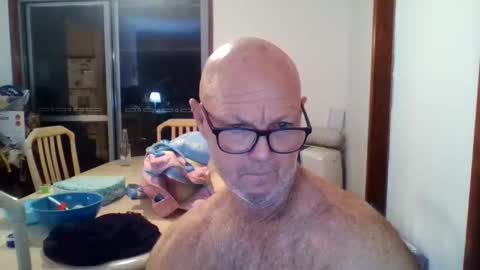 Snapshot of shaneo781570 chatting on 04/23/26, 12:29 shaneo781570 online show from 04/23/26, 12:29