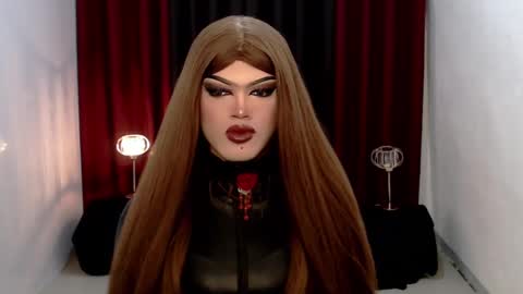 Snapshot of shanex01 chatting on 01/21/25, 12:18 Shane X online show from 01/21/25, 12:18