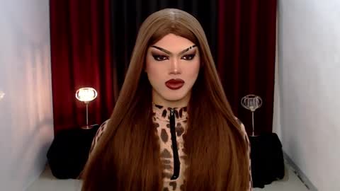 Snapshot of shanex01 chatting on 01/22/25, 08:51 Shane X online show from 01/22/25, 08:51