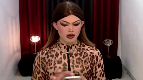 Snapshot of shanex01 chatting on 02/01/25, 07:05 Shane X online show from 02/01/25, 07:05