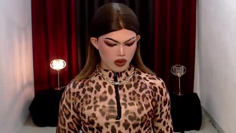 Snapshot of shanex01 chatting on 02/01/25, 10:15 Shane X online show from 02/01/25, 10:15